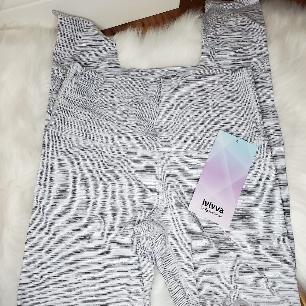 NWT IVIVVA BY LULULEMON RHYTHMIC TIGHT HIGH LOW SIZE 14 GREY WAGG